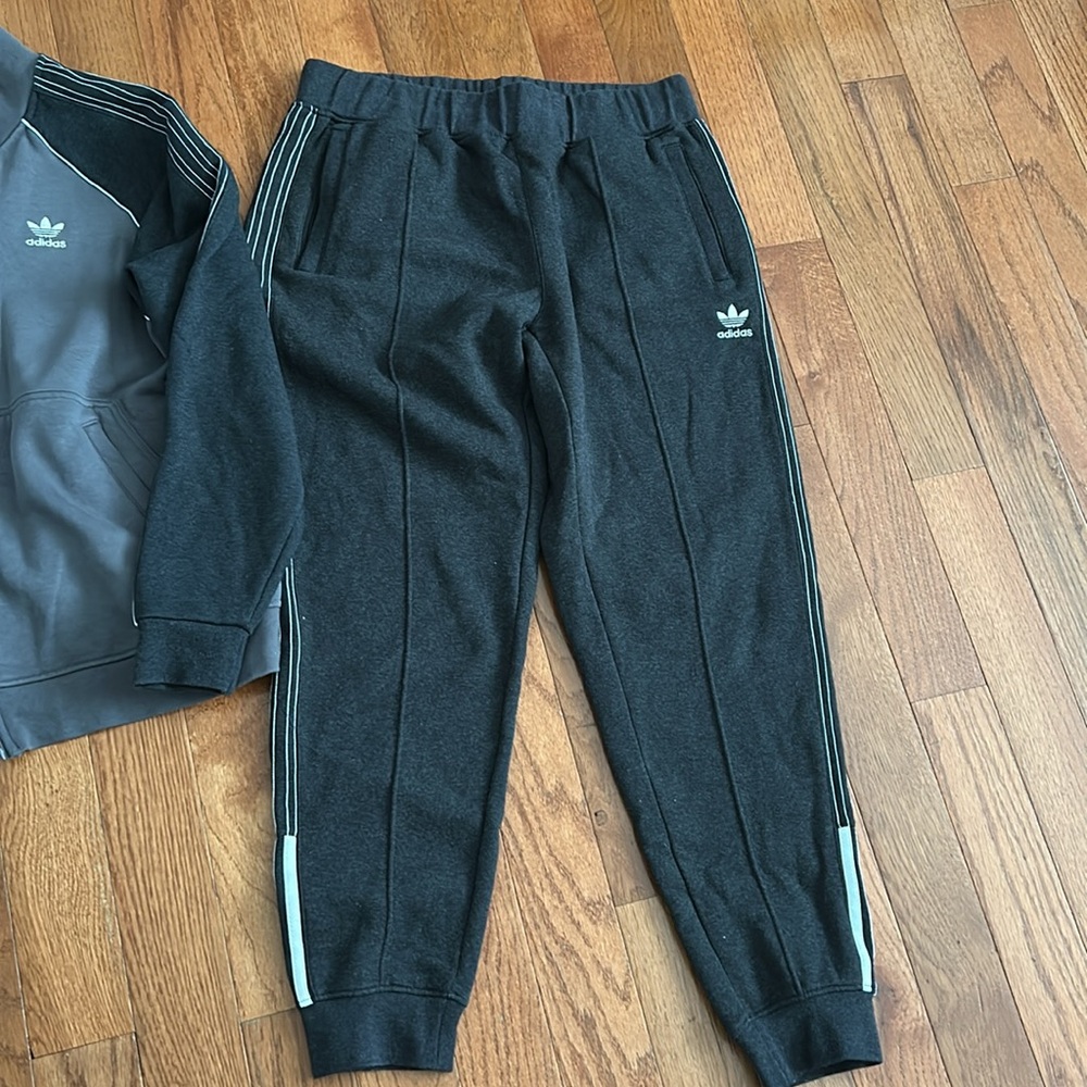 Adidas Gray Sweatshirt and jogger pants to match great condition